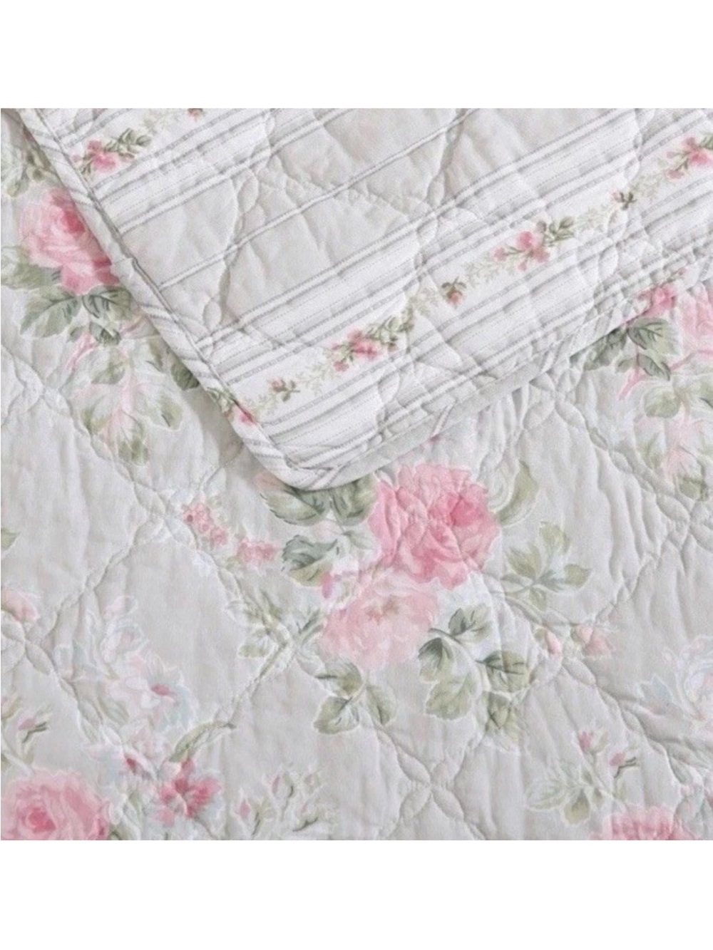 * Laura Ashley Full/Queen Melany Pink Floral Reversible QUILT 3pc Set & BedSkirt - Picture 2 of 14